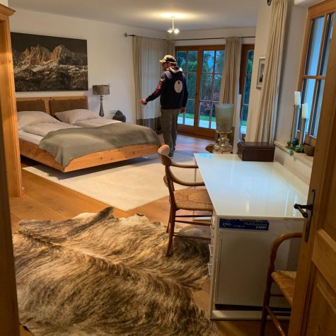 a3be1da0-bab0-40e0-ab4d-e84dcf9b23ba