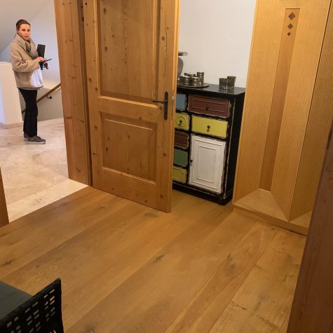 c17b9b80-1977-4c01-a4e5-b20b16183845